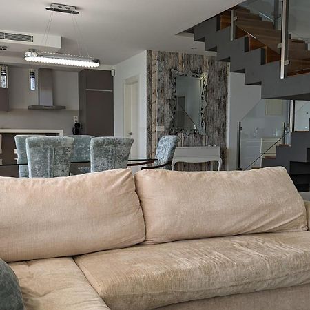 Paradise Beachfront Luxury Villa Вилахойоса Екстериор снимка